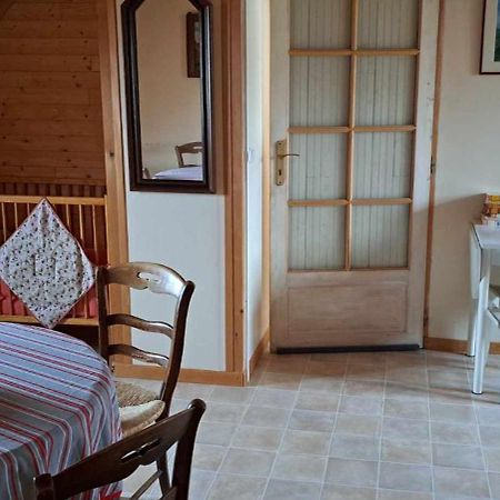 Location A Coucy Le Chateau エクステリア 写真