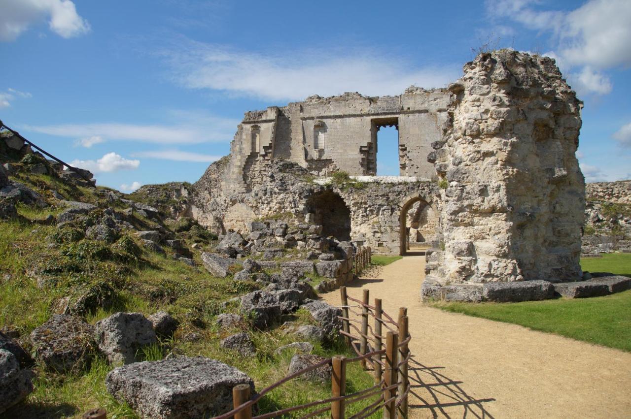 Location A Coucy Le Chateau エクステリア 写真